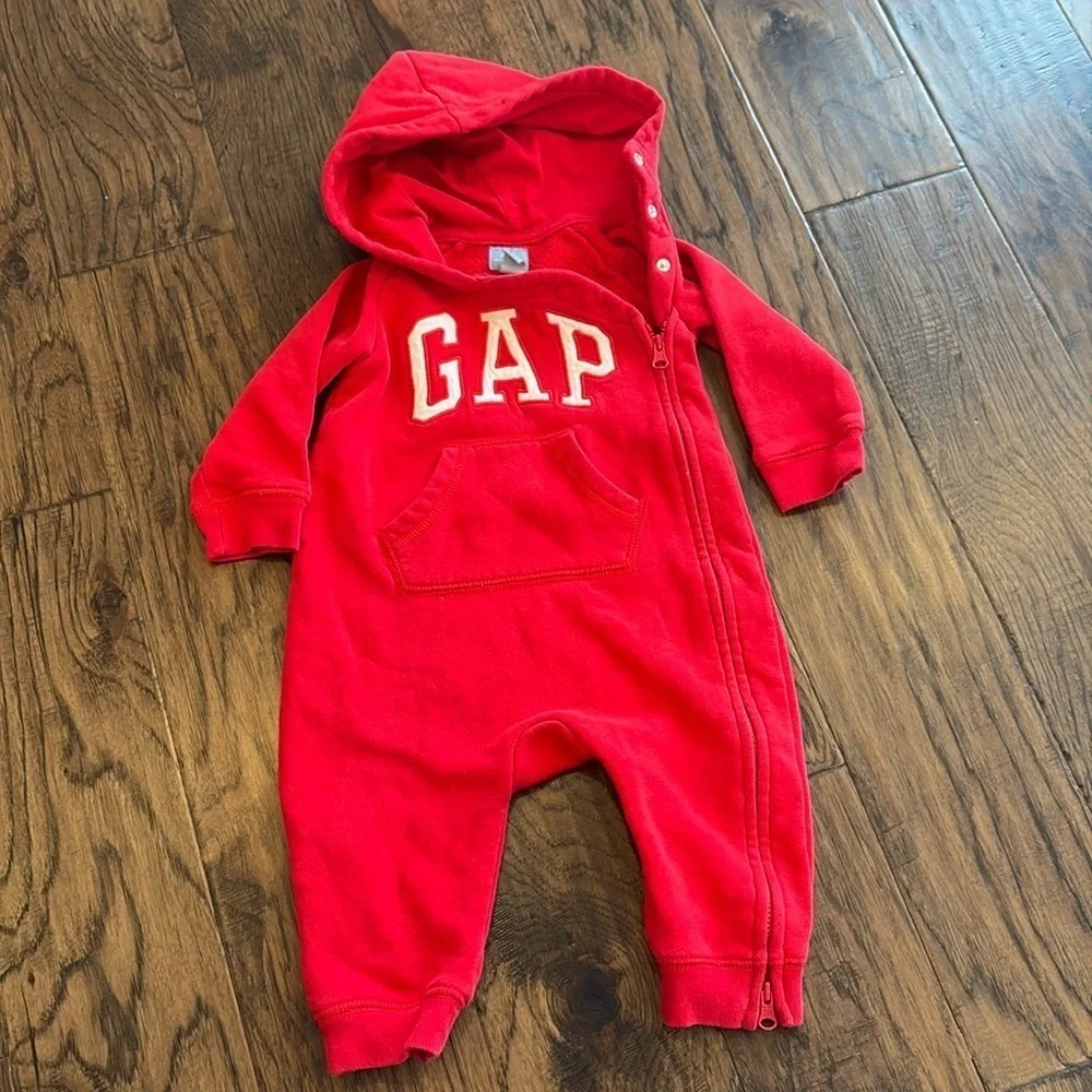 Red Gap logo hooded one-piece 6-12 month